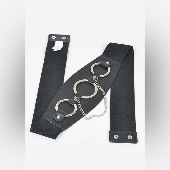 Plus Size Vegan Leather Chain Waist Statement Belt